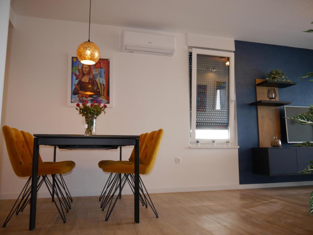 Apartment "Mon Ami" Trogir Eksteriør billede