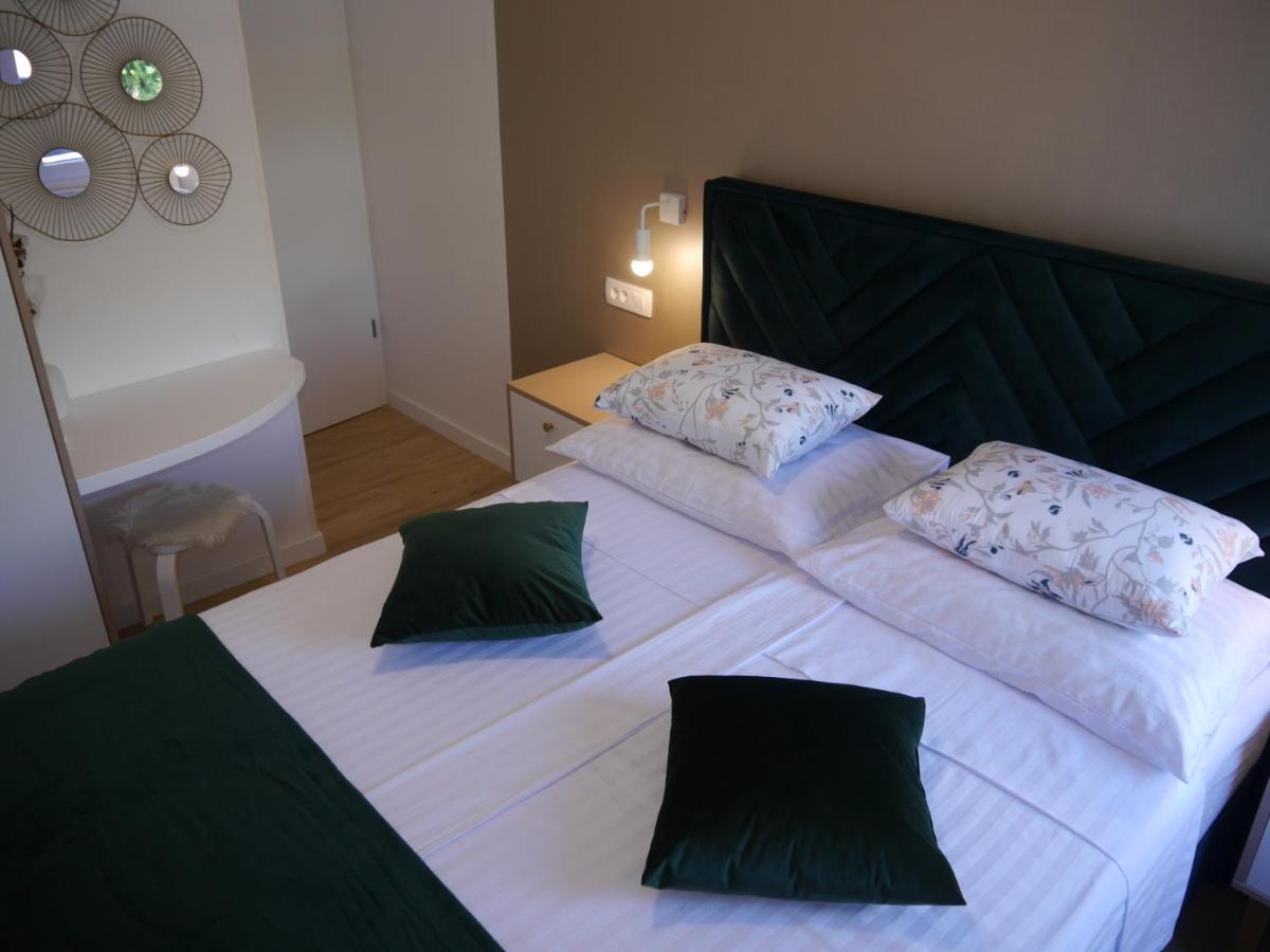 Apartment "Mon Ami" Trogir Eksteriør billede