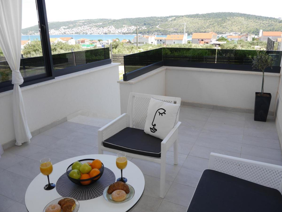 Apartment "Mon Ami" Trogir Eksteriør billede