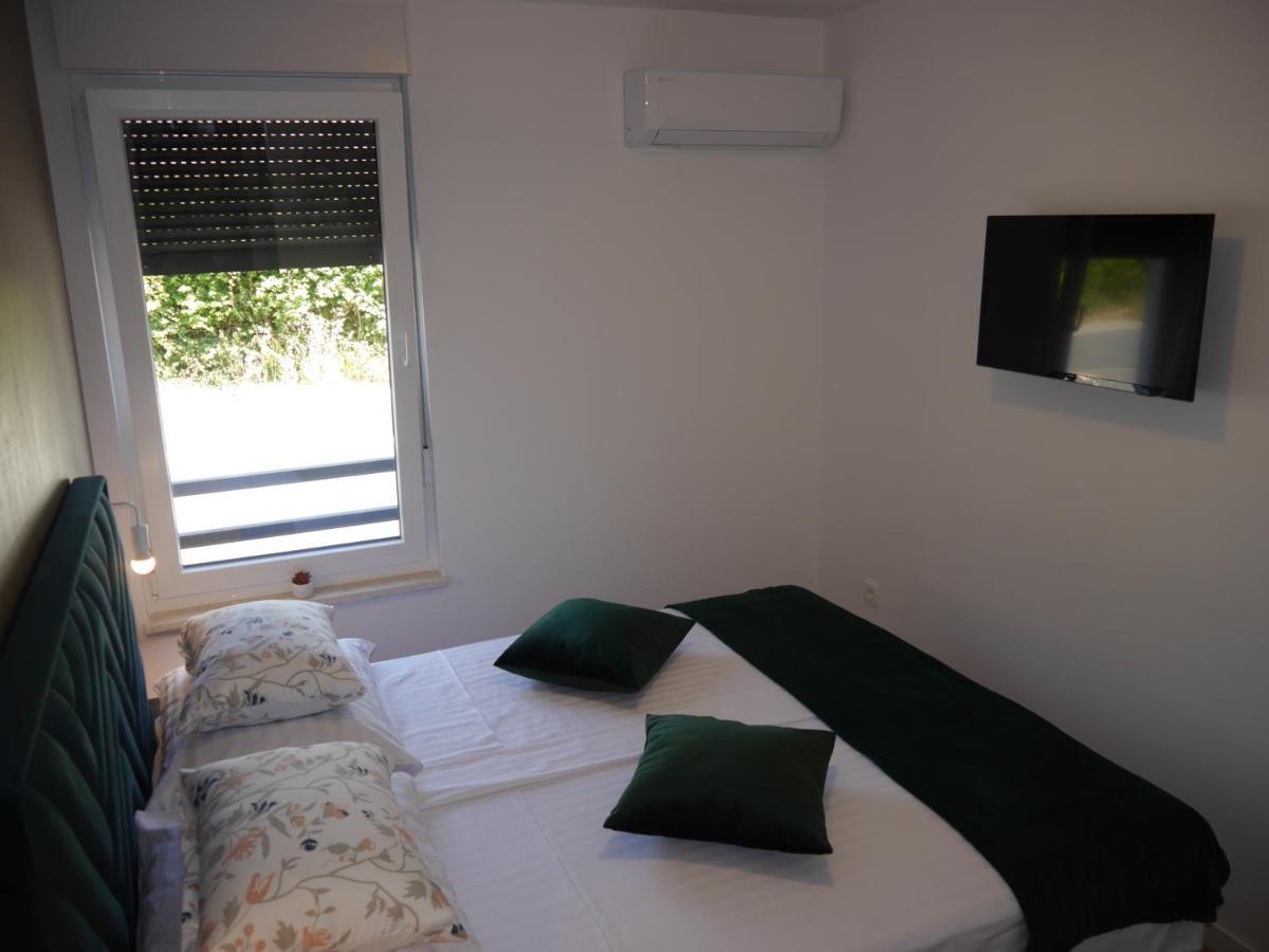 Apartment "Mon Ami" Trogir Eksteriør billede